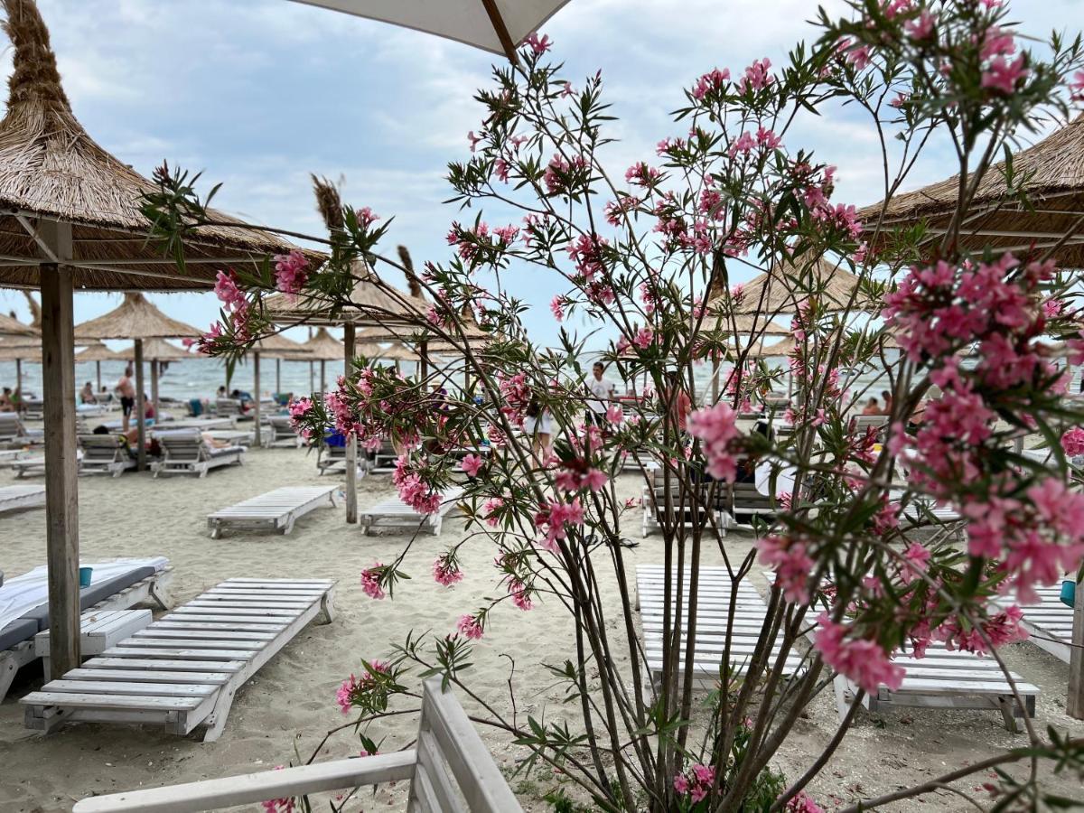 Mamaia Summerland Beach Exterior photo